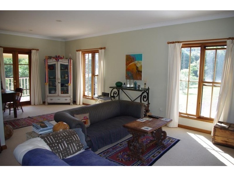 32 Pine Place, Grose Vale NSW 2753