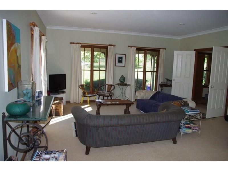 32 Pine Place, Grose Vale NSW 2753