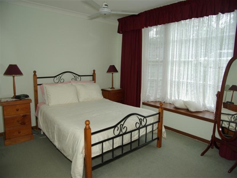 196 Spinks Road, Glossodia NSW 2756