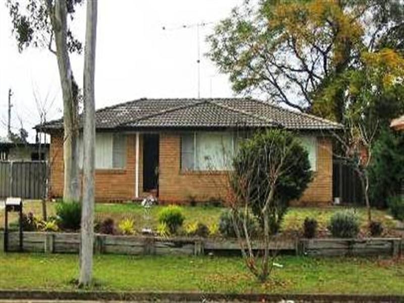 2 Atkins Crescent, Hobartville NSW 2753