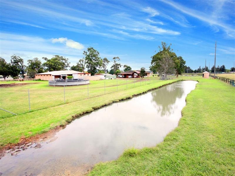 15 Racecourse Road, Clarendon NSW 2756