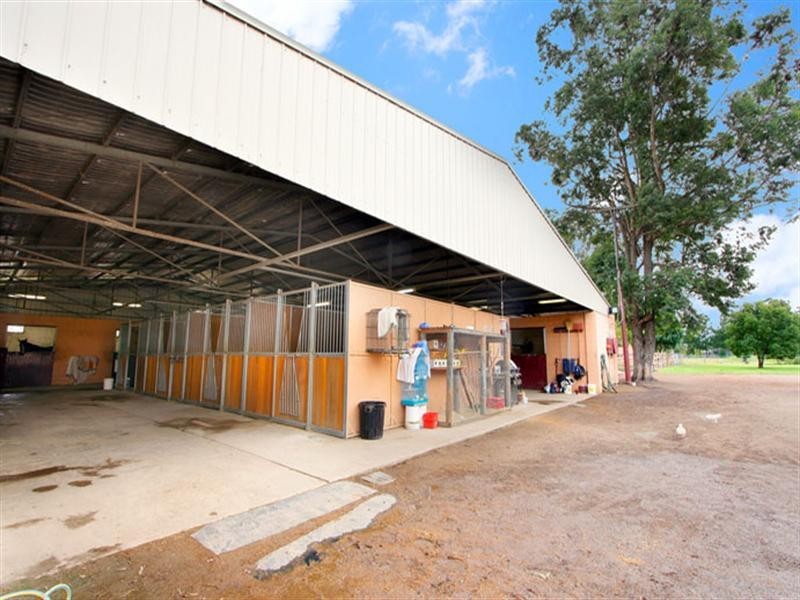 15 Racecourse Road, Clarendon NSW 2756