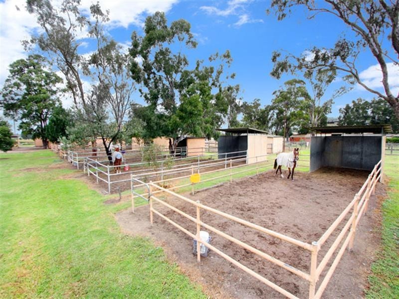 15 Racecourse Road, Clarendon NSW 2756