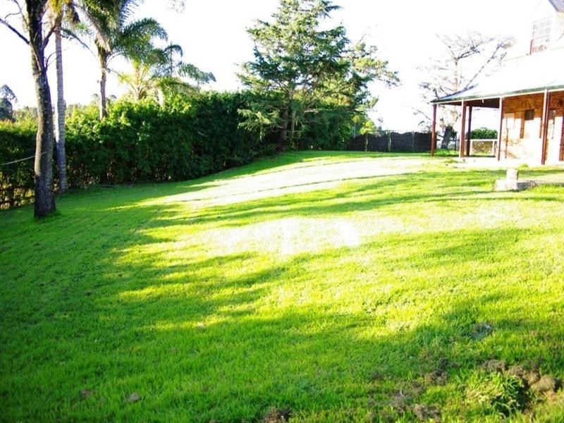 42 Cabbage Tree Road, Grose Vale NSW 2753