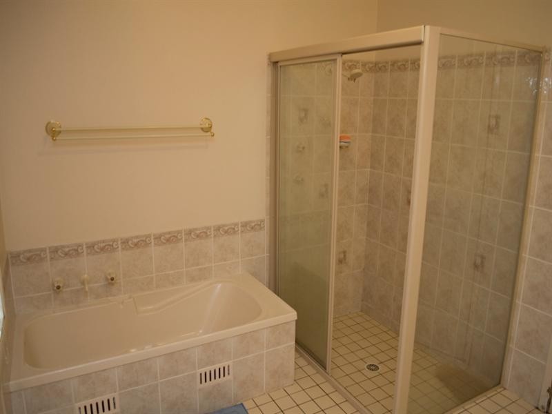 5 Canoona Avenue, Windsor Downs NSW 2756