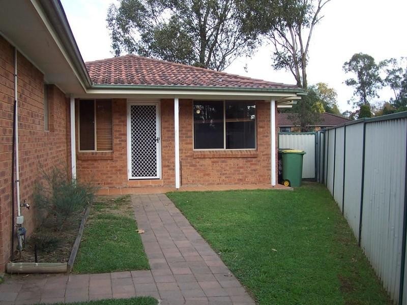 2/1b Rifle Range Road, Bligh Park NSW 2756