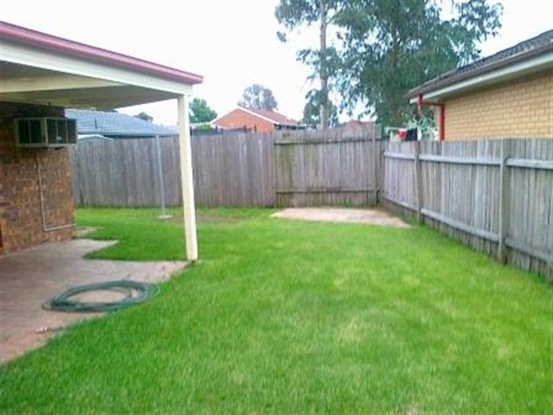 19 Meares Road, Mcgraths Hill NSW 2756