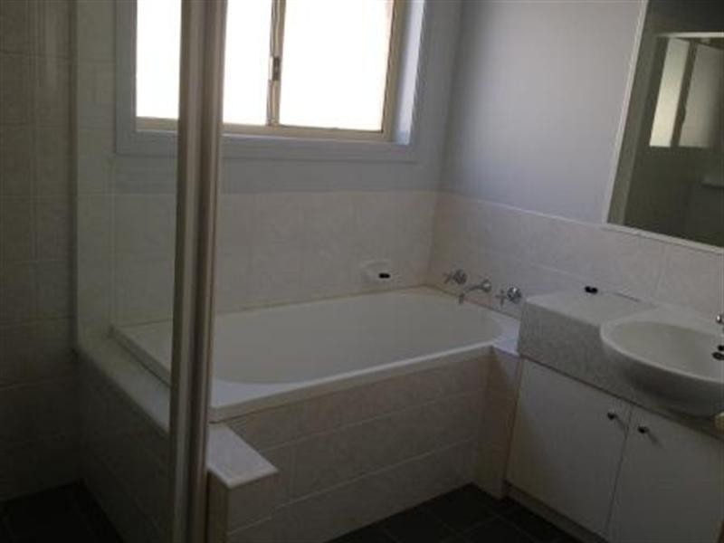 2/293 Macquarie Street, South Windsor NSW 2756