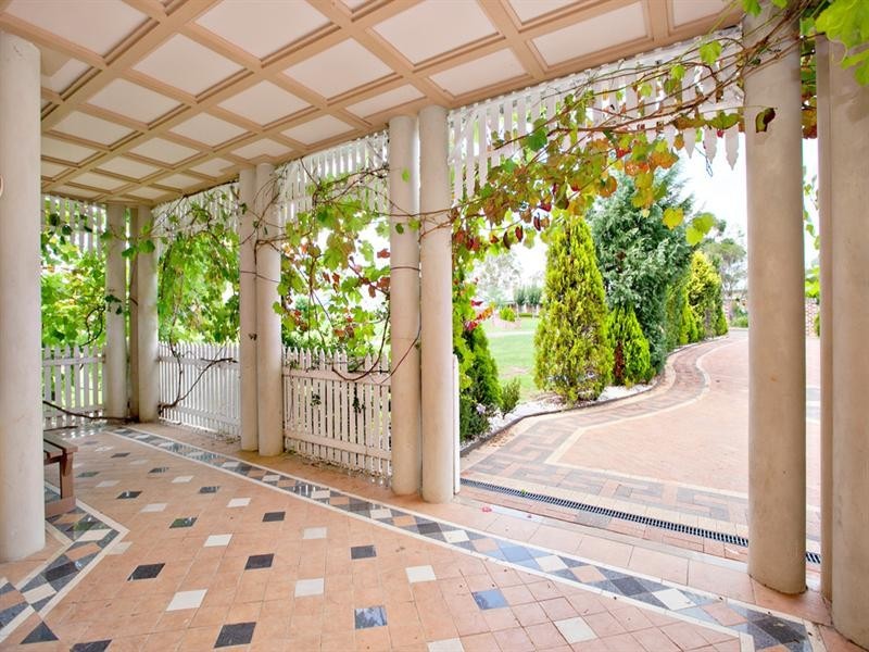 21 Burnside Grove, Windsor Downs NSW 2756
