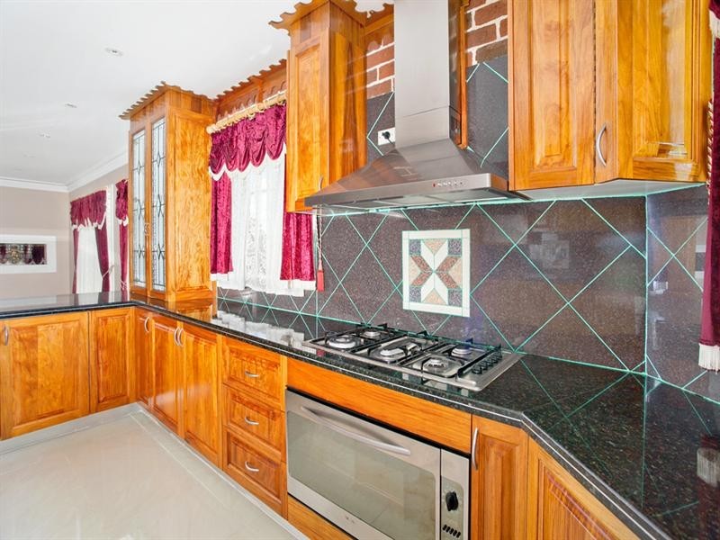 21 Burnside Grove, Windsor Downs NSW 2756