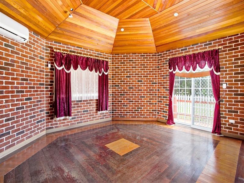 21 Burnside Grove, Windsor Downs NSW 2756