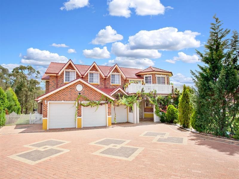 21 Burnside Grove, Windsor Downs NSW 2756