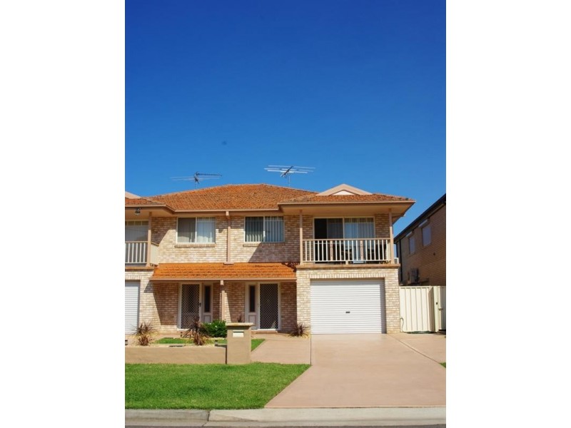 2/40 Bradley Road, South Windsor NSW 2756