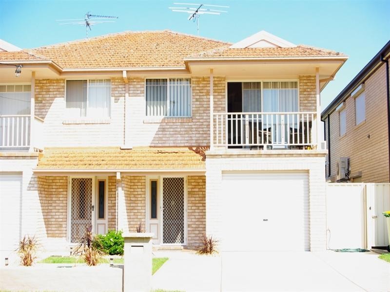 2/40 Bradley Road, South Windsor NSW 2756