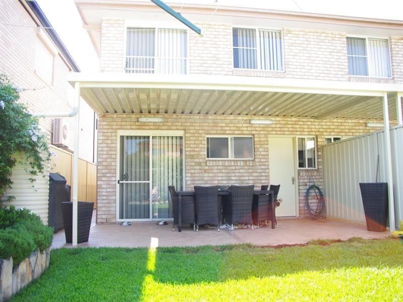 2/40 Bradley Road, South Windsor NSW 2756