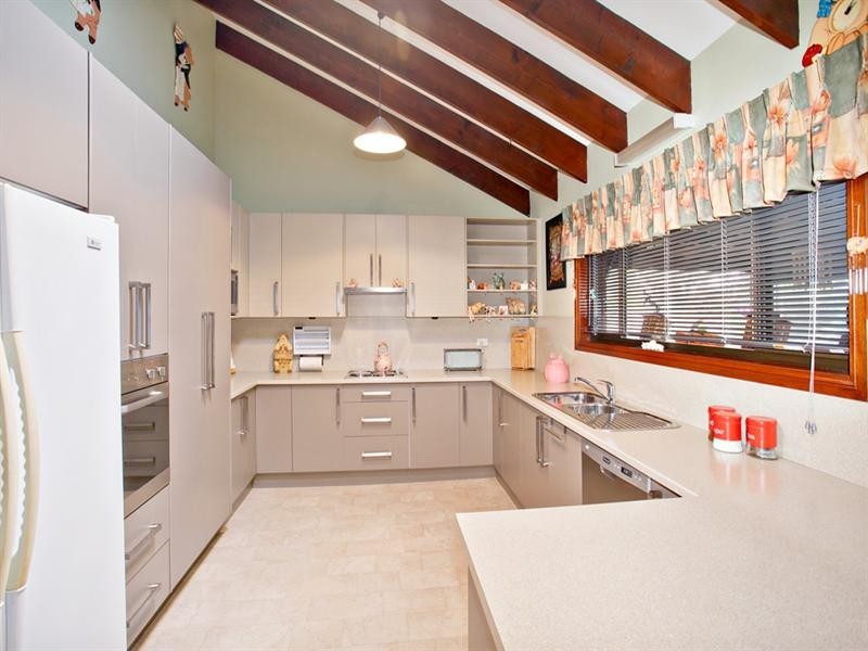 9 Smallwood Road, Mcgraths Hill NSW 2756