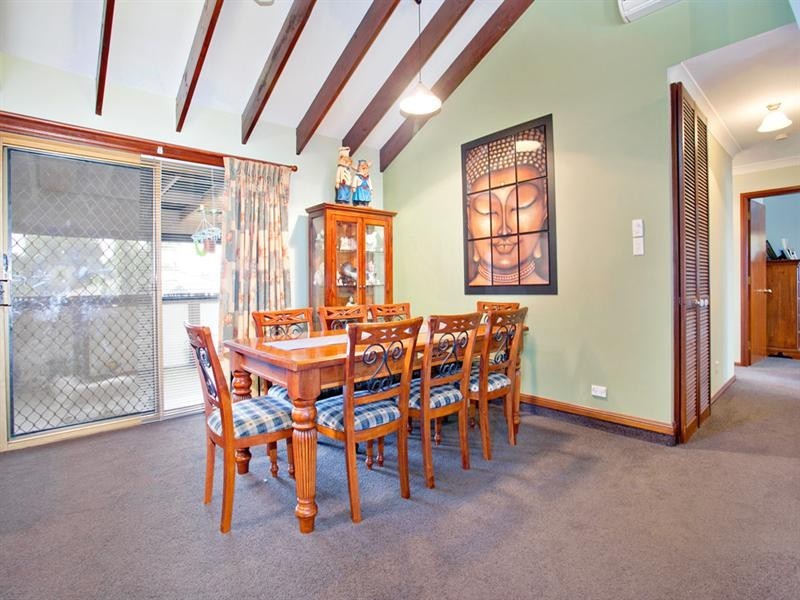 9 Smallwood Road, Mcgraths Hill NSW 2756