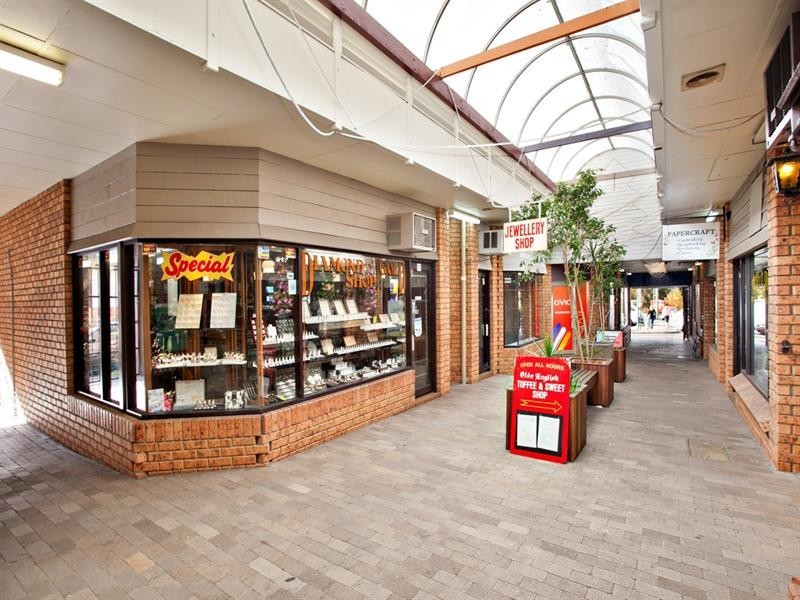 Shops 8 and 9 168 172 Street, Windsor NSW 2756 the real estate agency Withdrawn
