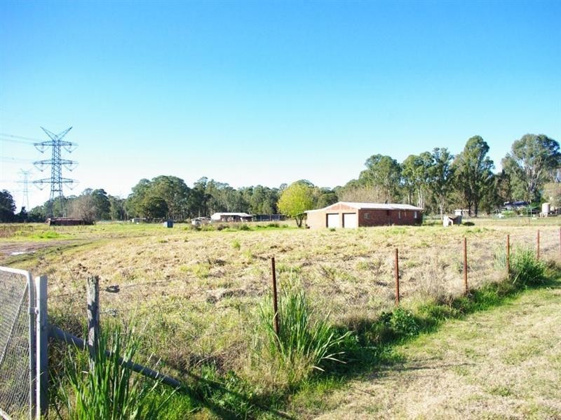 33 Commercial Road, Vineyard NSW 2765