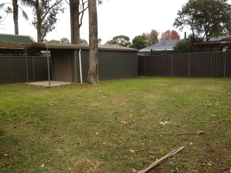 19 Snailham Crescent, South Windsor NSW 2756