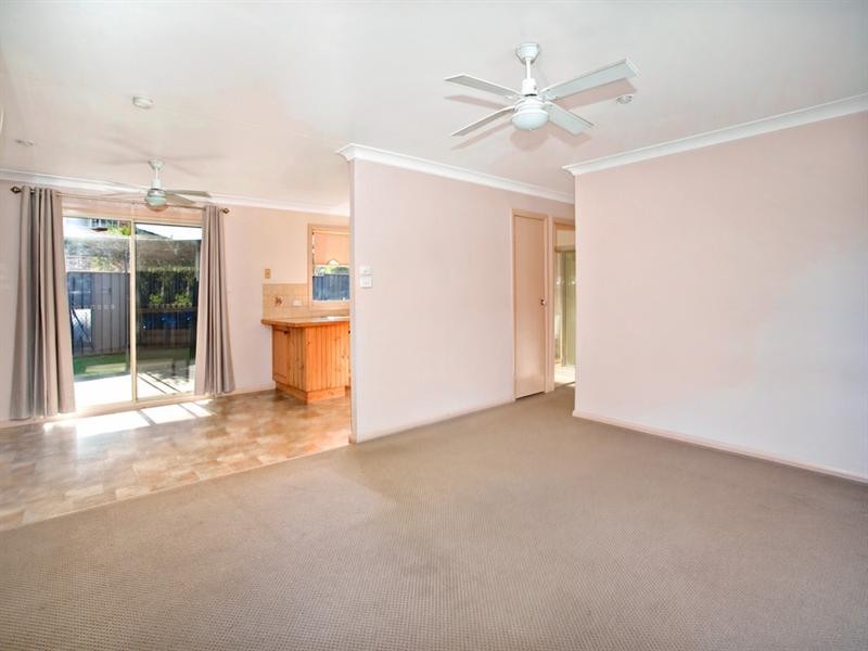 2/16 Winnifred Street, Mcgraths Hill NSW 2756
