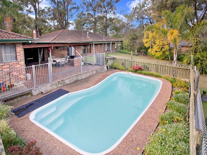 135 Fourth Road, Berkshire Park NSW 2765