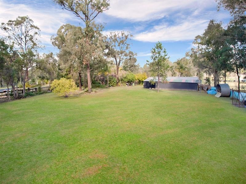 135 Fourth Road, Berkshire Park NSW 2765