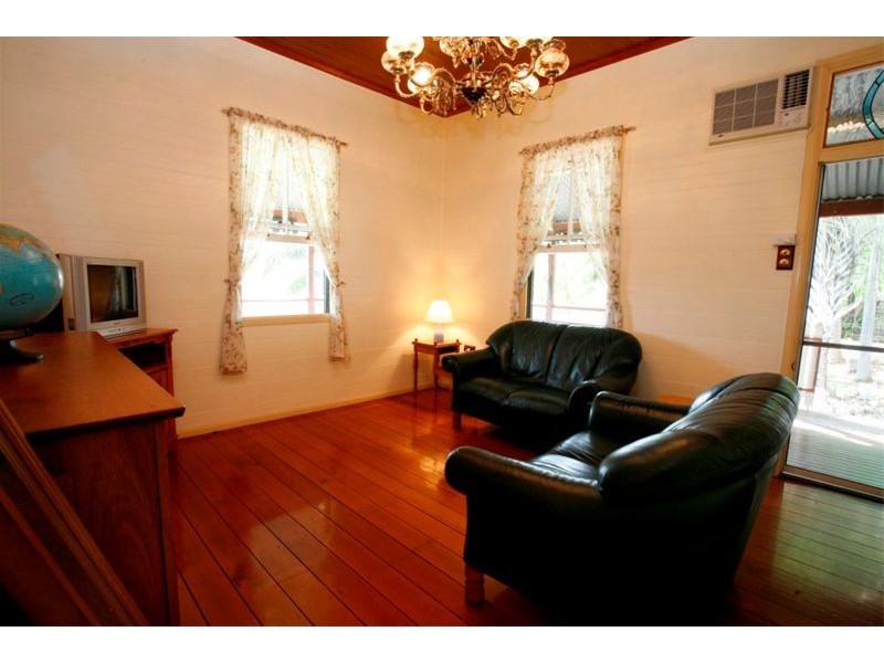 57 Alligator Creek Road, Alligator Creek QLD 4816