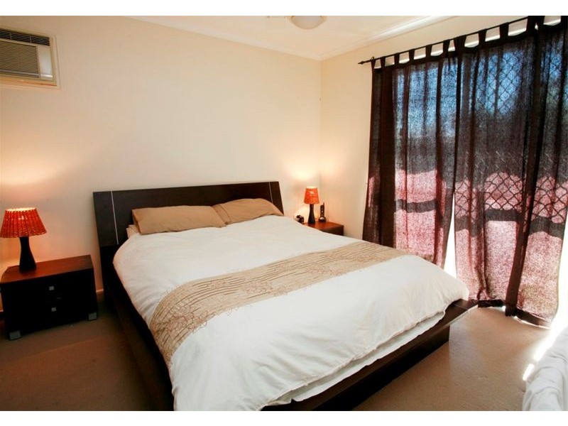 2 Malaga Street, Kirwan QLD 4817