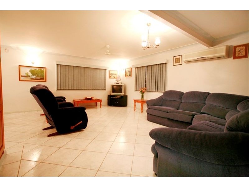 8 Torras Court, Kirwan QLD 4817