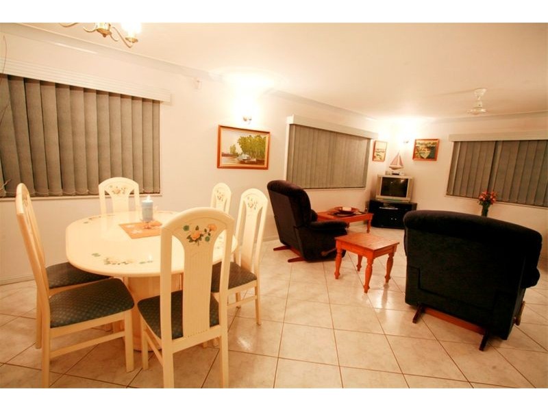 8 Torras Court, Kirwan QLD 4817