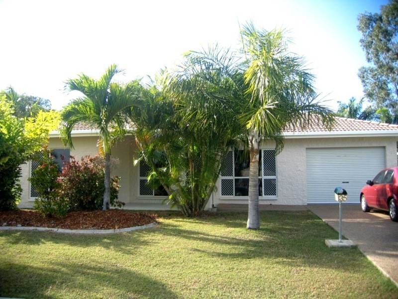 135 Kern Brothers Drive, Kirwan QLD 4817