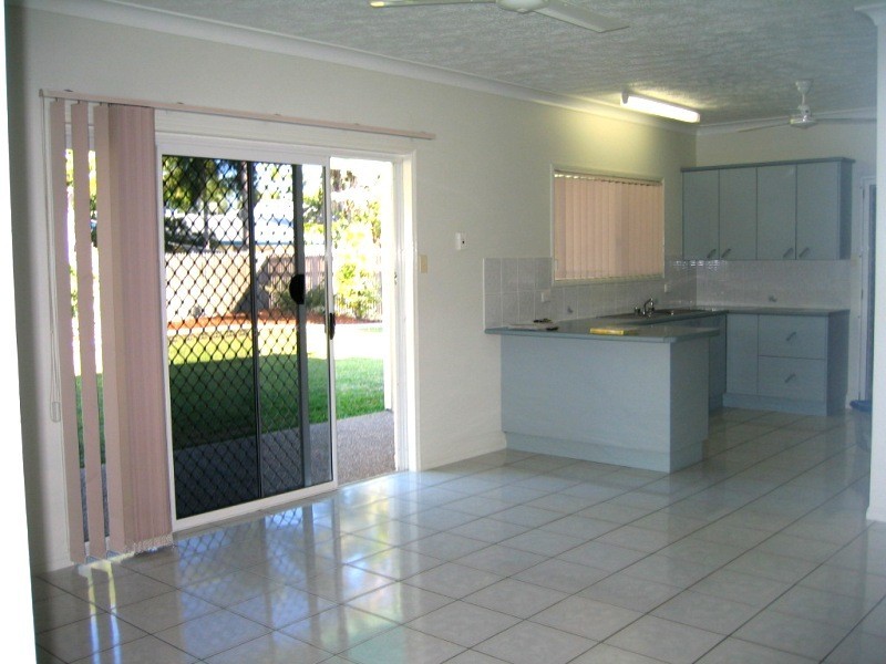 135 Kern Brothers Drive, Kirwan QLD 4817