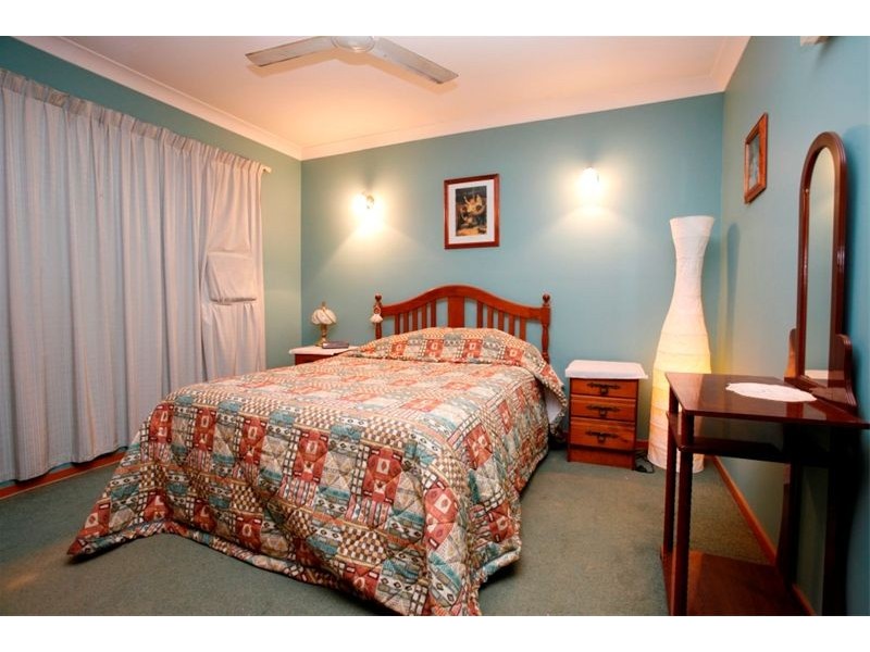 20 Selwyn Street, Cranbrook QLD 4814