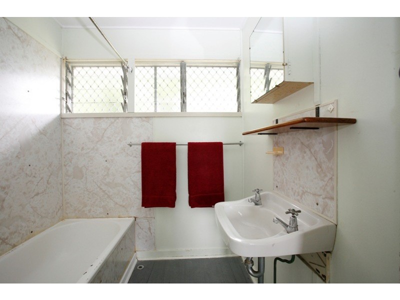 13 Arila Street, Cranbrook QLD 4814