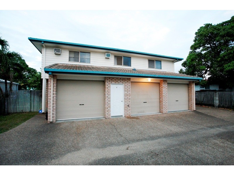 36 Kitchener Road, Pimlico QLD 4812
