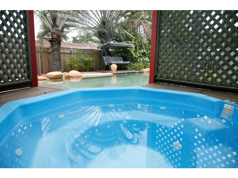 41 President Street, Kirwan QLD 4817