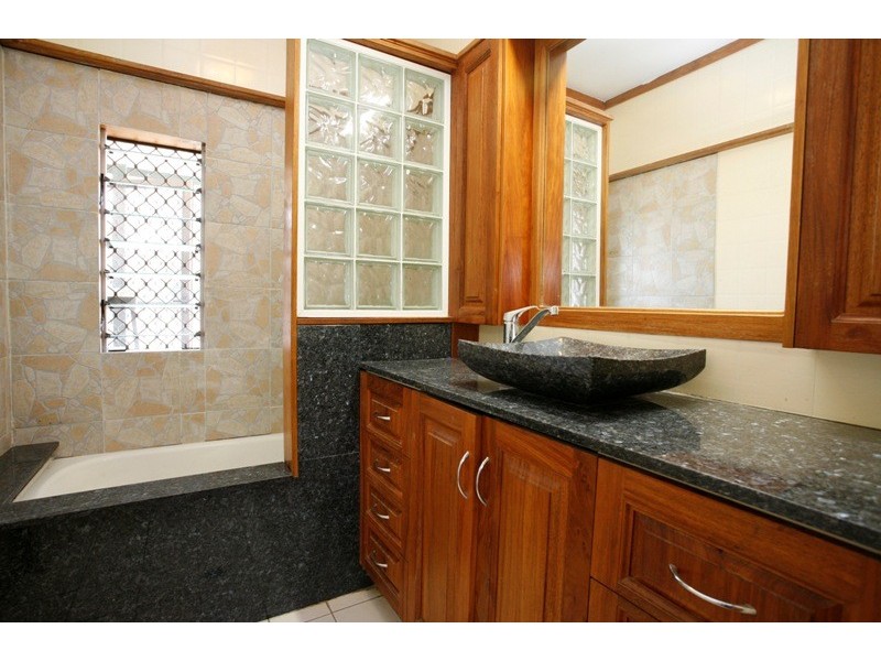 9 Aurora Drive, Black River QLD 4818