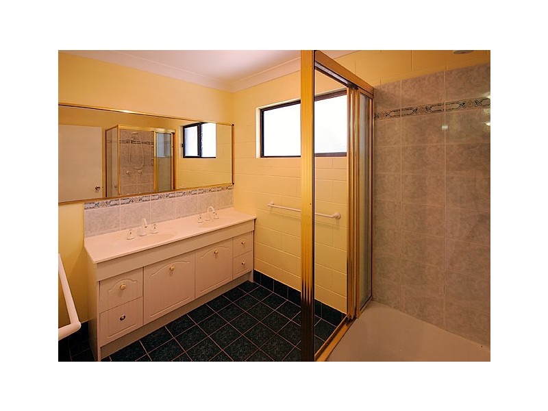 14 Tait Street, Kelso QLD 4815