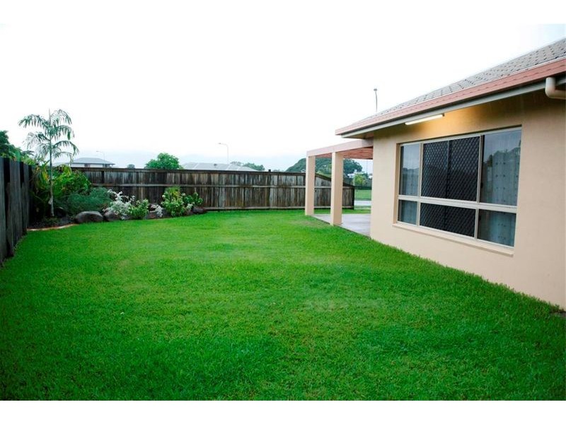 18 Somerville Place FAIRFIELD WATERS, Idalia QLD 4811