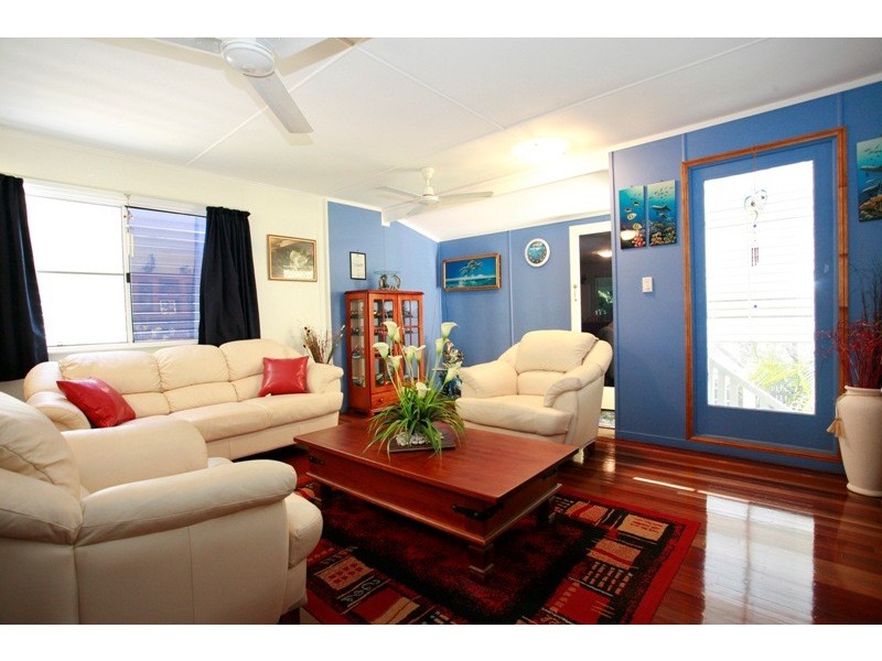 222 Charles Street, Cranbrook QLD 4814