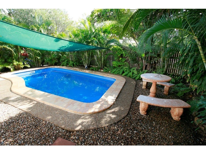 222 Charles Street, Cranbrook QLD 4814