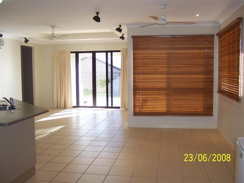 39 Belyando Bend RIVERSIDE Gardens, Douglas QLD 4814