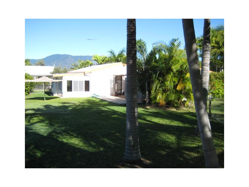 84 Herald Street, Toomulla QLD 4816