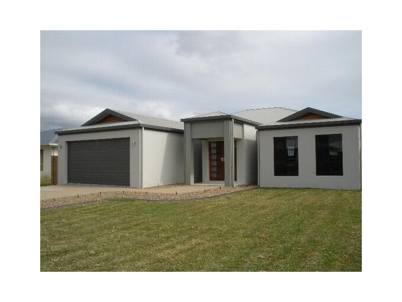 13 Daintree Drive, Bushland Beach QLD 4818