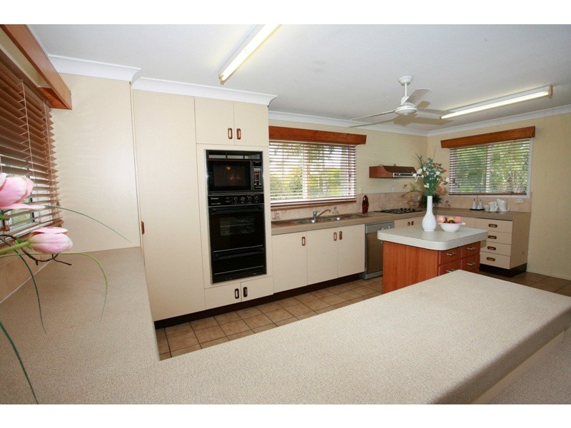 3 Bedarra Court, Kirwan QLD 4817