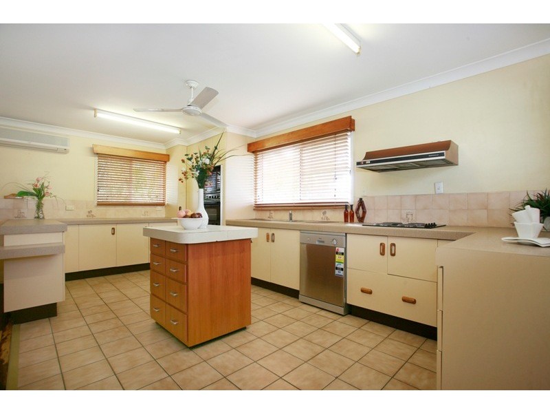 3 Bedarra Court, Kirwan QLD 4817