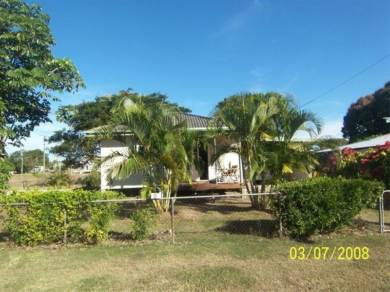 8 Jermyn Street, Hyde Park QLD 4812