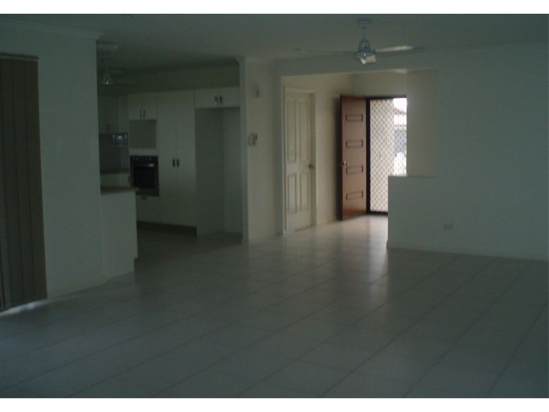 16 Idaho Court, Deeragun QLD 4818