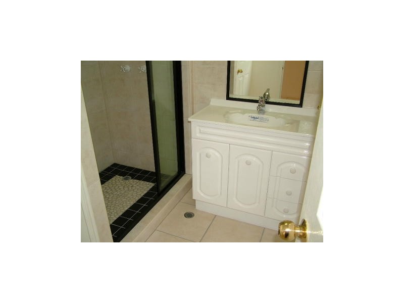 7 Warburton Street, North Ward QLD 4810